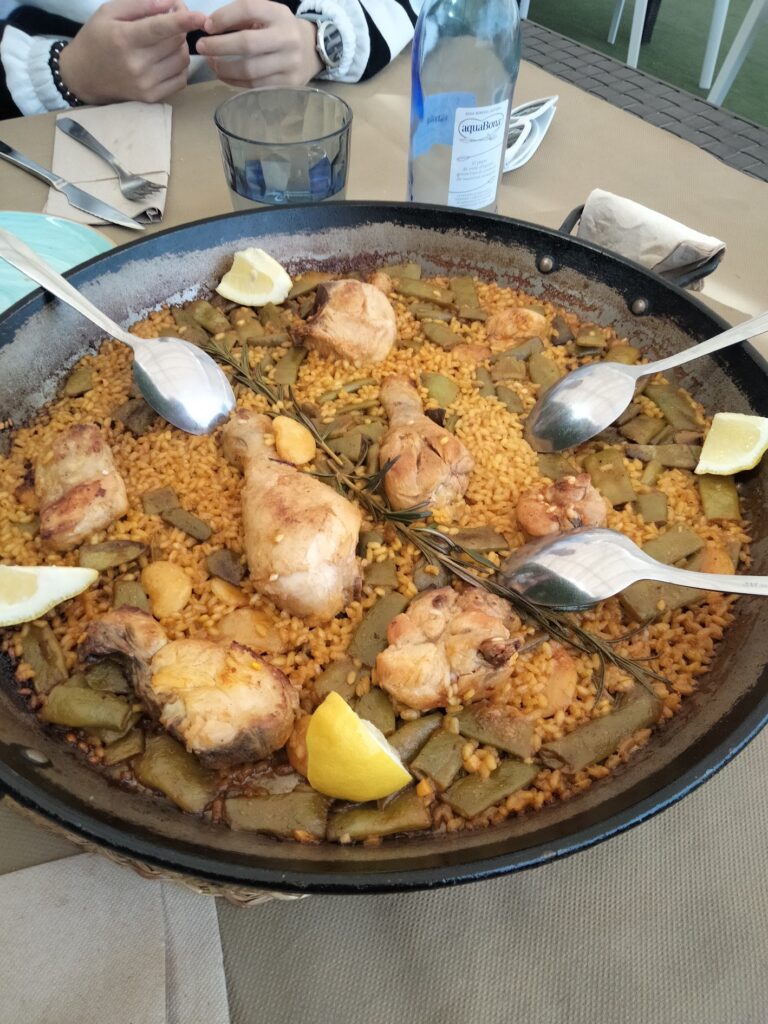 donde-comer-paella-en-cullera-conejo2